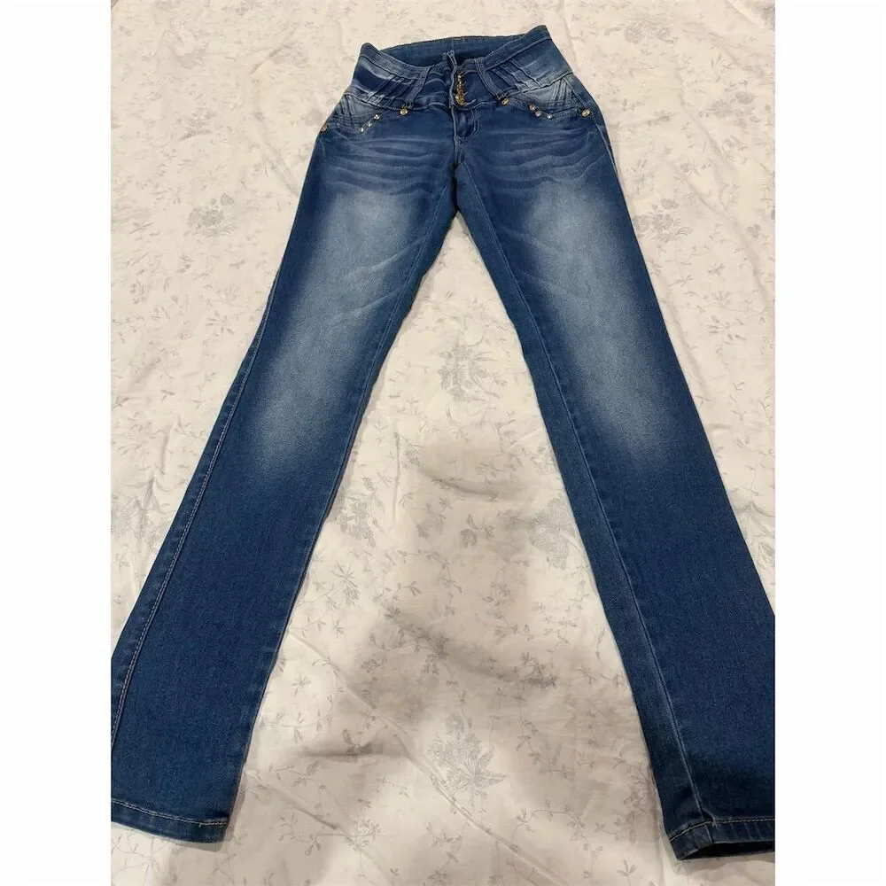 Tush push  Women's Distressed Straight Jeans Size 13 Blue Denim